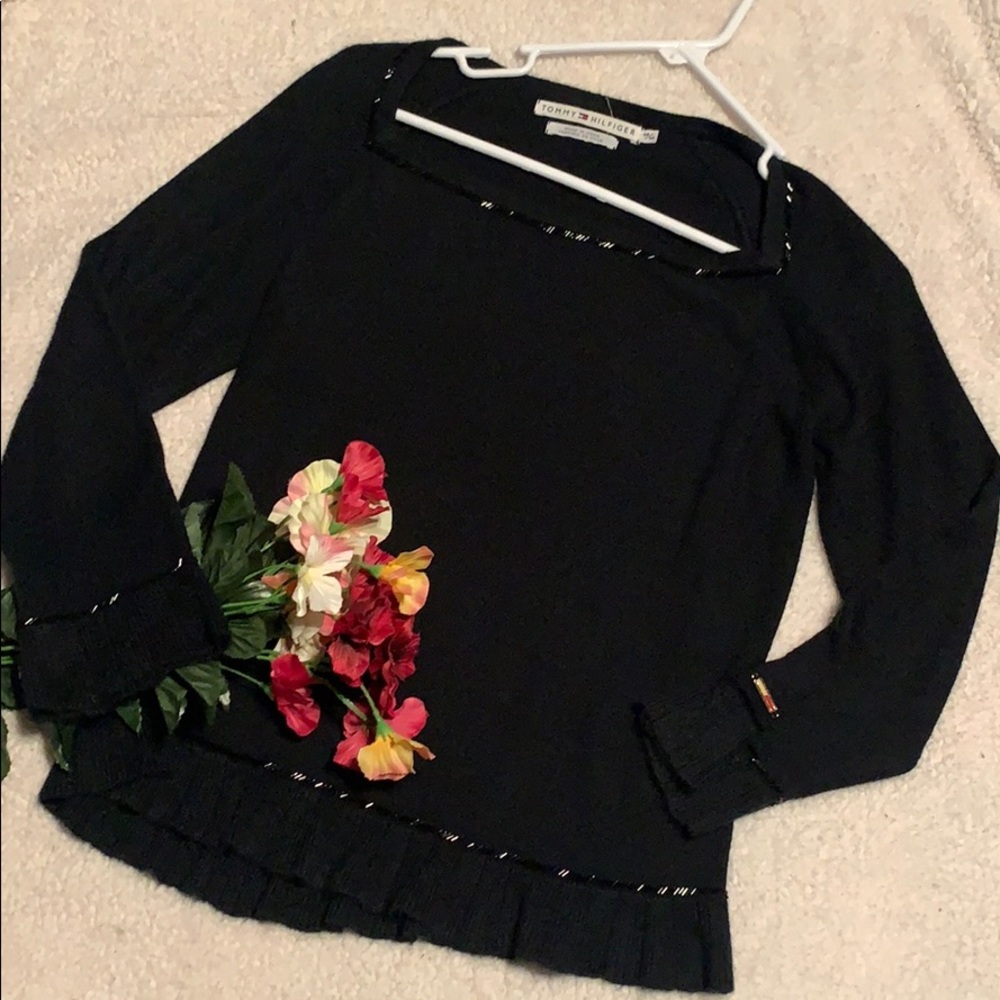 (NWOT) TOMMY HILFIGER Sweater (Med Black)